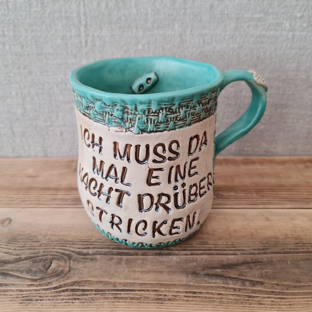 Stricktasse "Ich muss da mal eine Nacht drüber stricken"